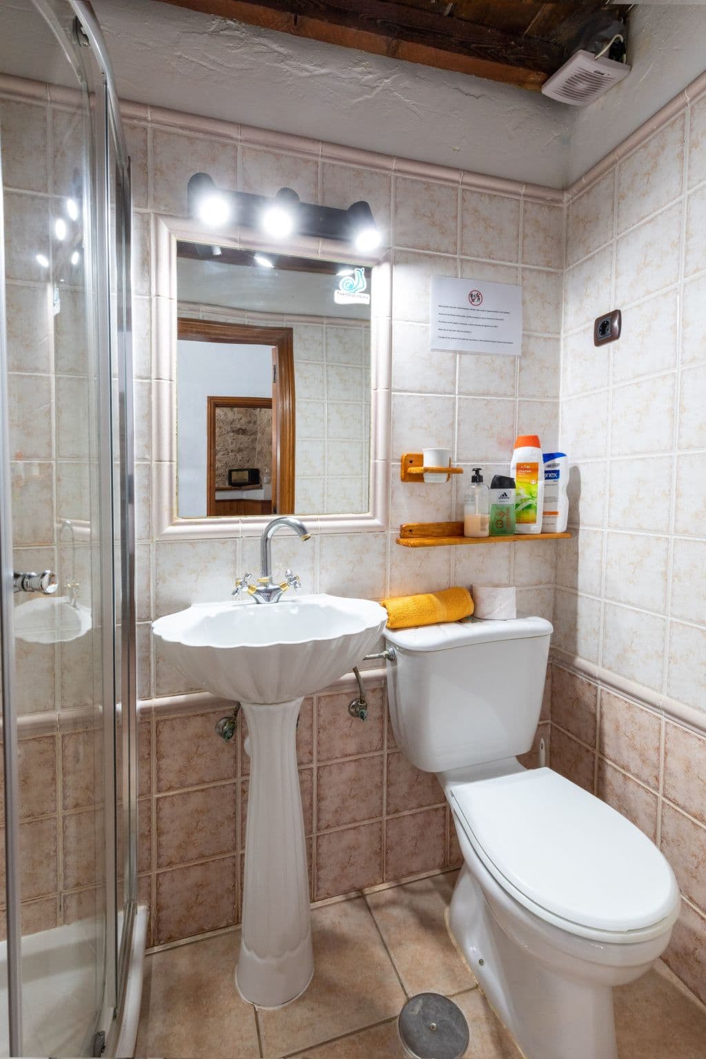 Bathroom / Wellness