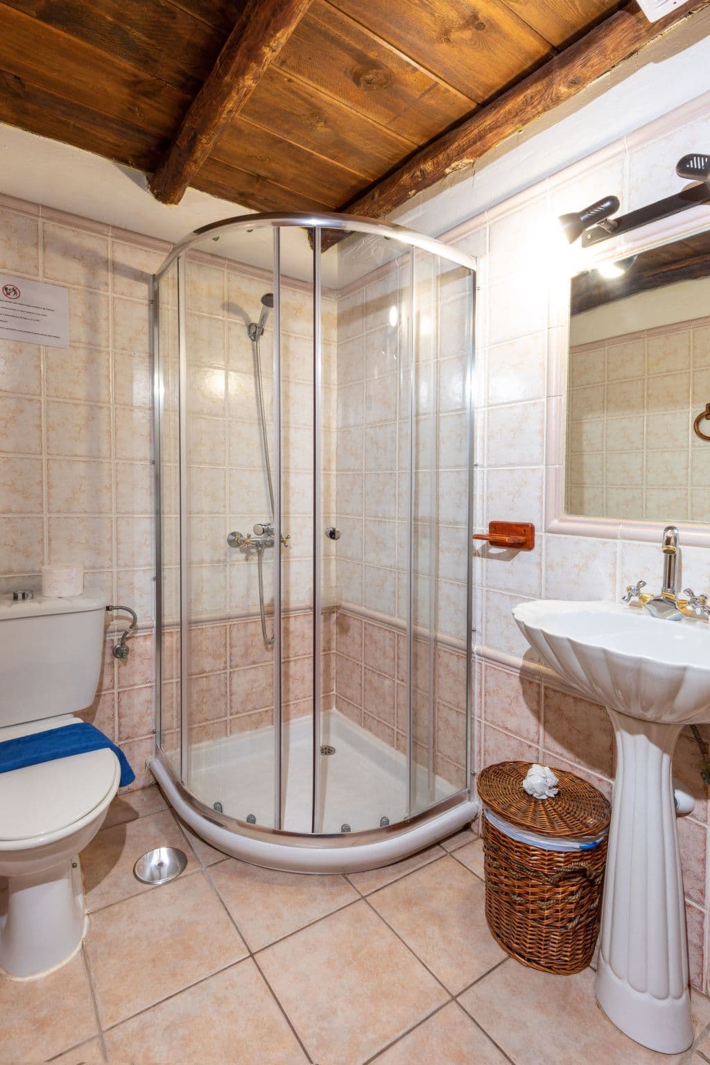 Bathroom / Wellness