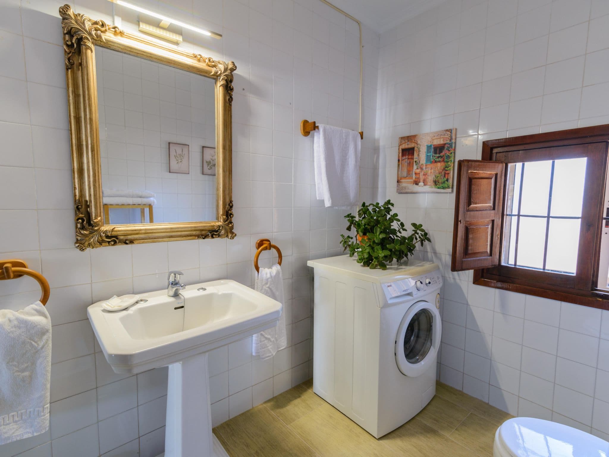 Bathroom / Wellness