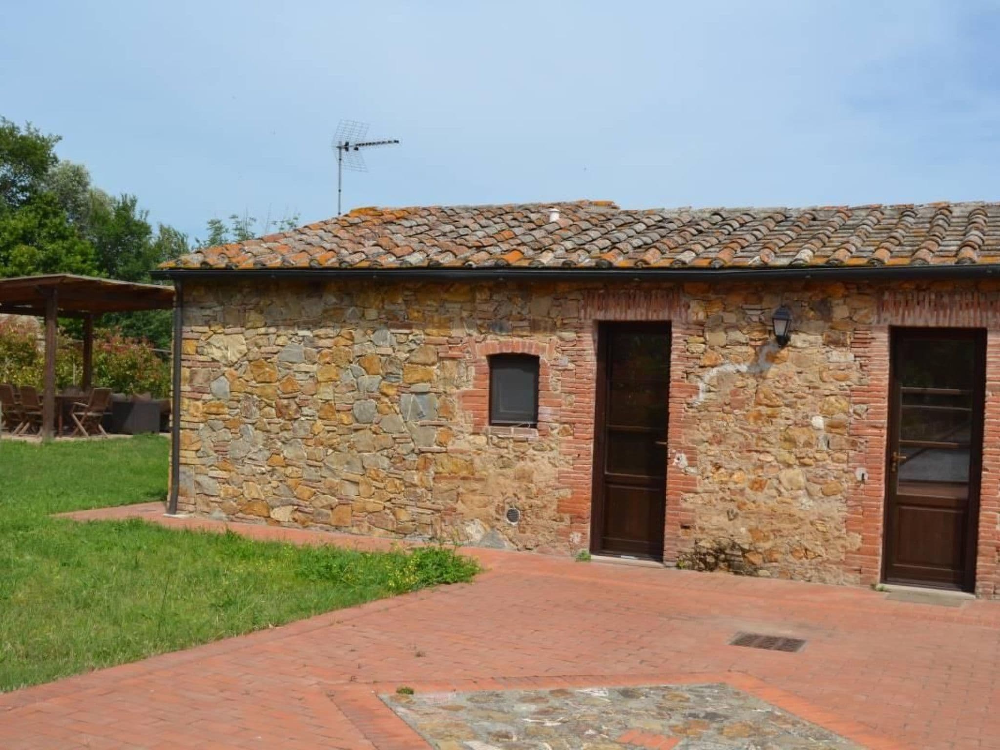 Gallery Image 14
