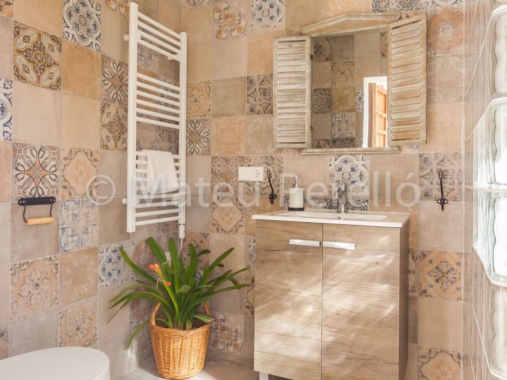 Gallery Image 16