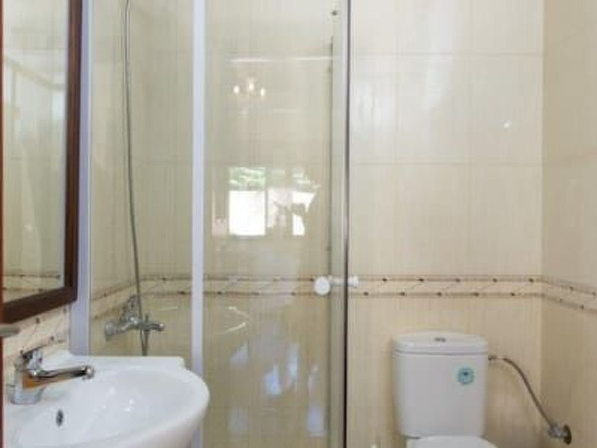 Gallery Image 12
