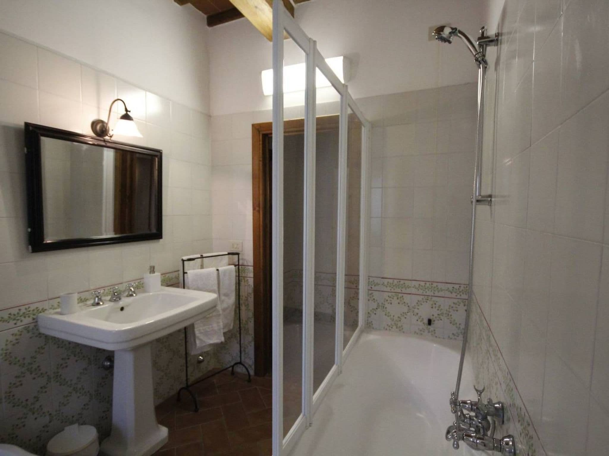 Gallery Image 12