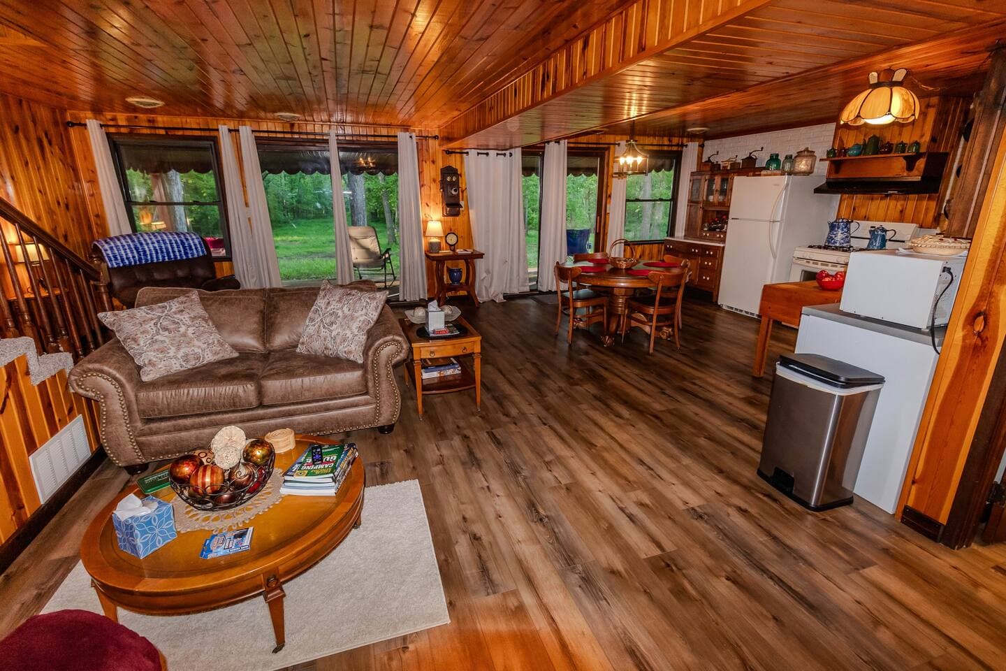 Living Room & Kitchen
