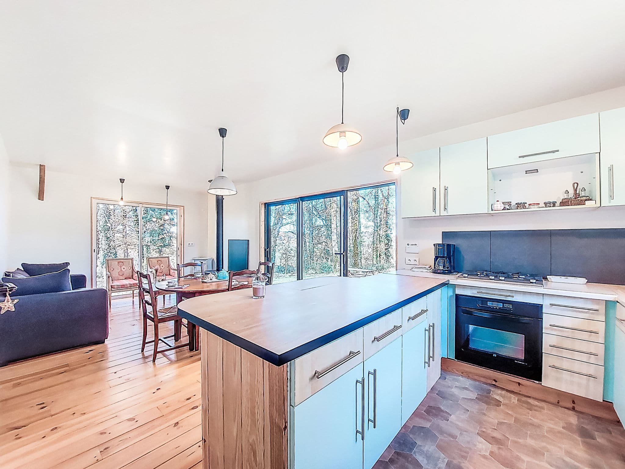 Kitchen / Dining Room