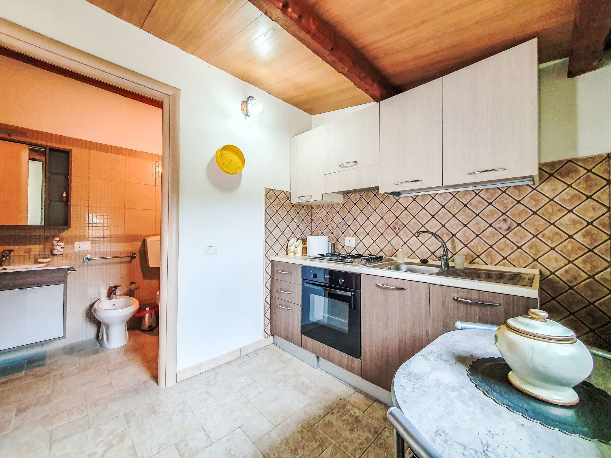 Kitchen / Dining Room