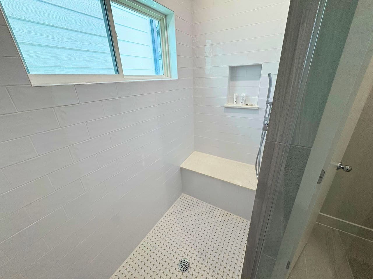 Gallery Image 17