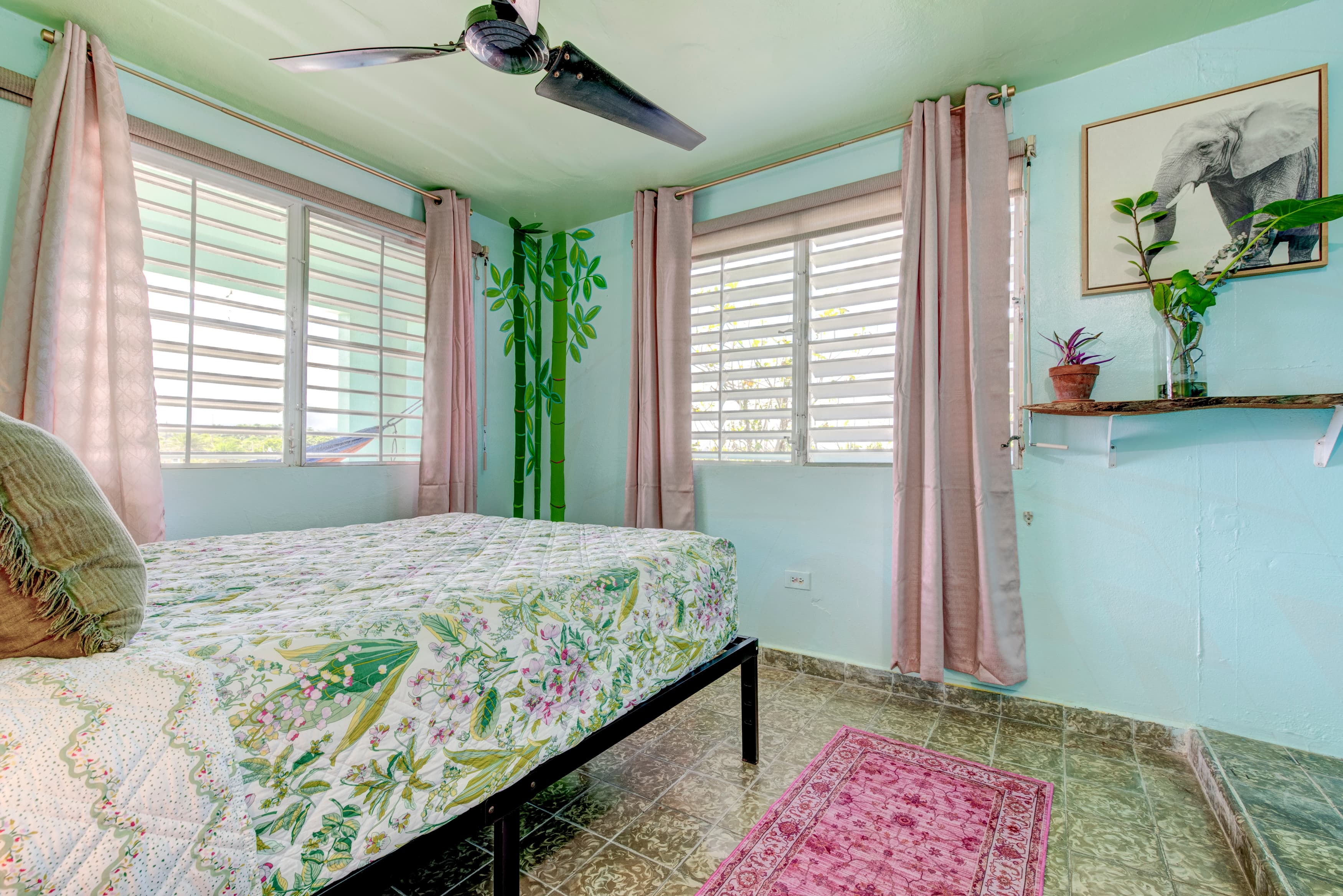 Butterfly  Suite with Queen Bed with Memory foam mattress