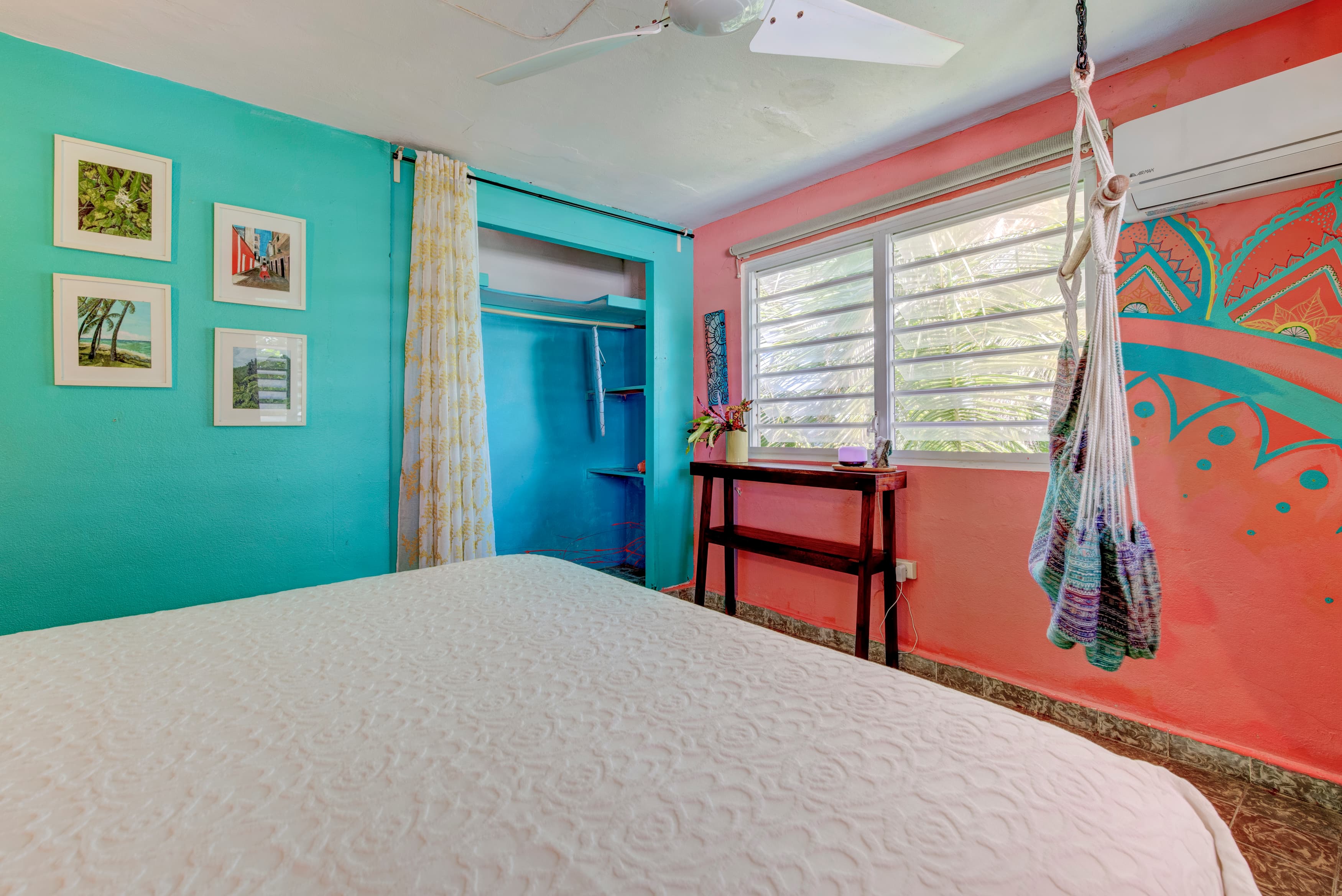 Love Bedroom with Air Conditioner and high speed ceiling fan