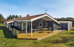 "Peder" - 700m from the sea