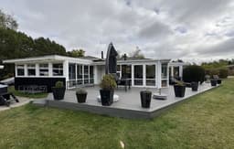 "Haralde" - 1.4km from the sea