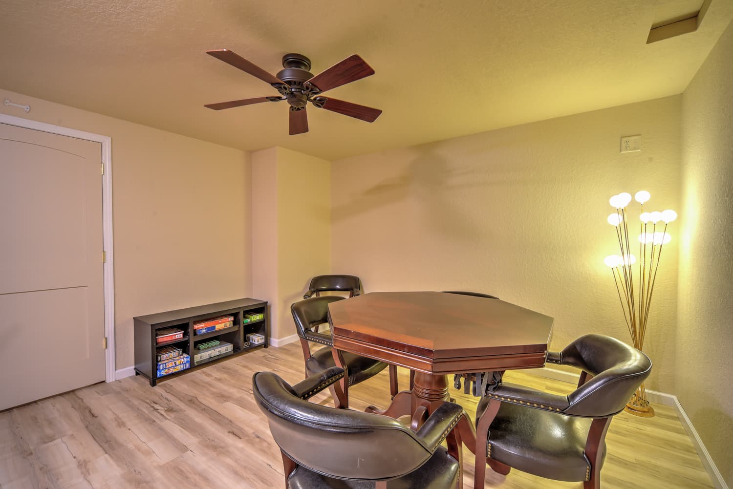 Game table