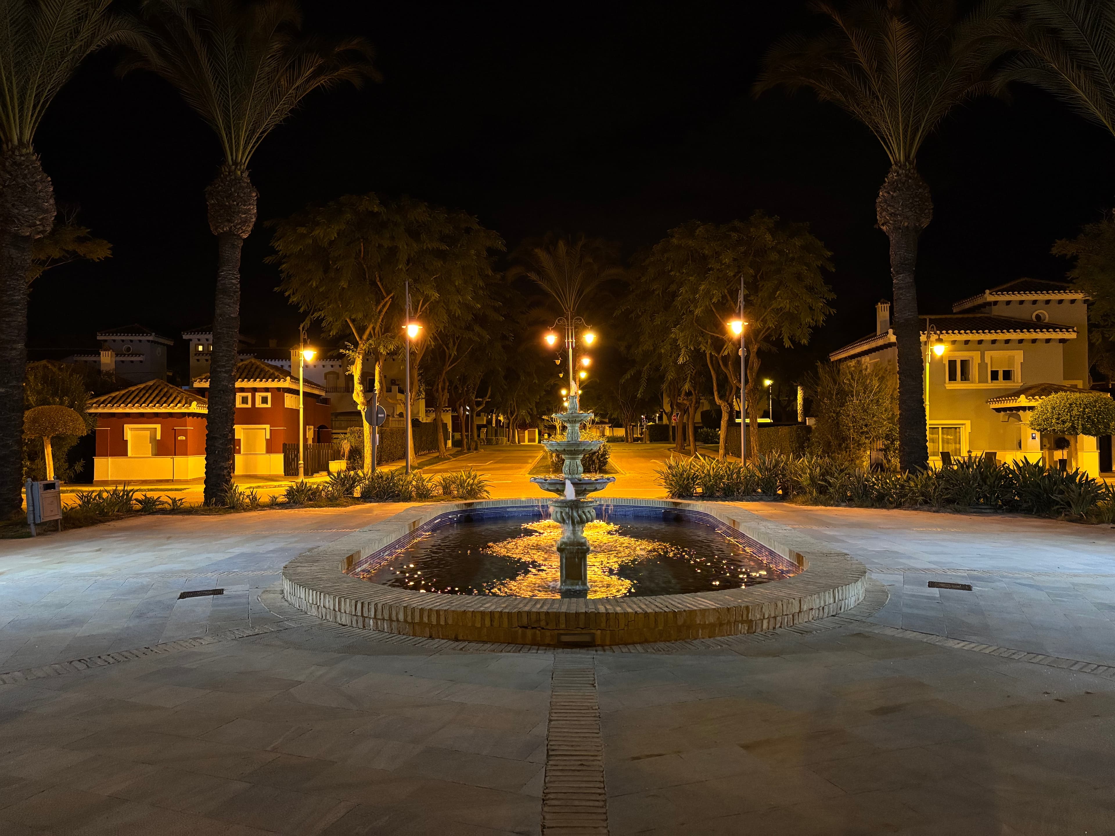Resort fountain by night - Villa Alegre, Mar Menor