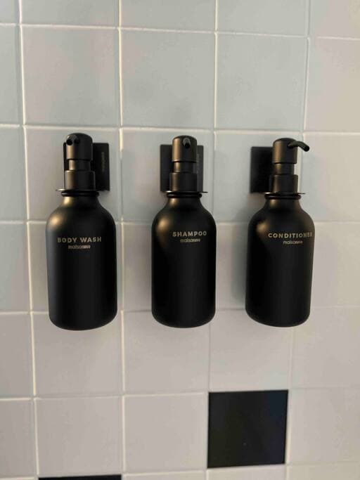Complimentary Shampoo, Conditioner, Body Wash