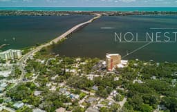 Peacock Room at Noi Nest