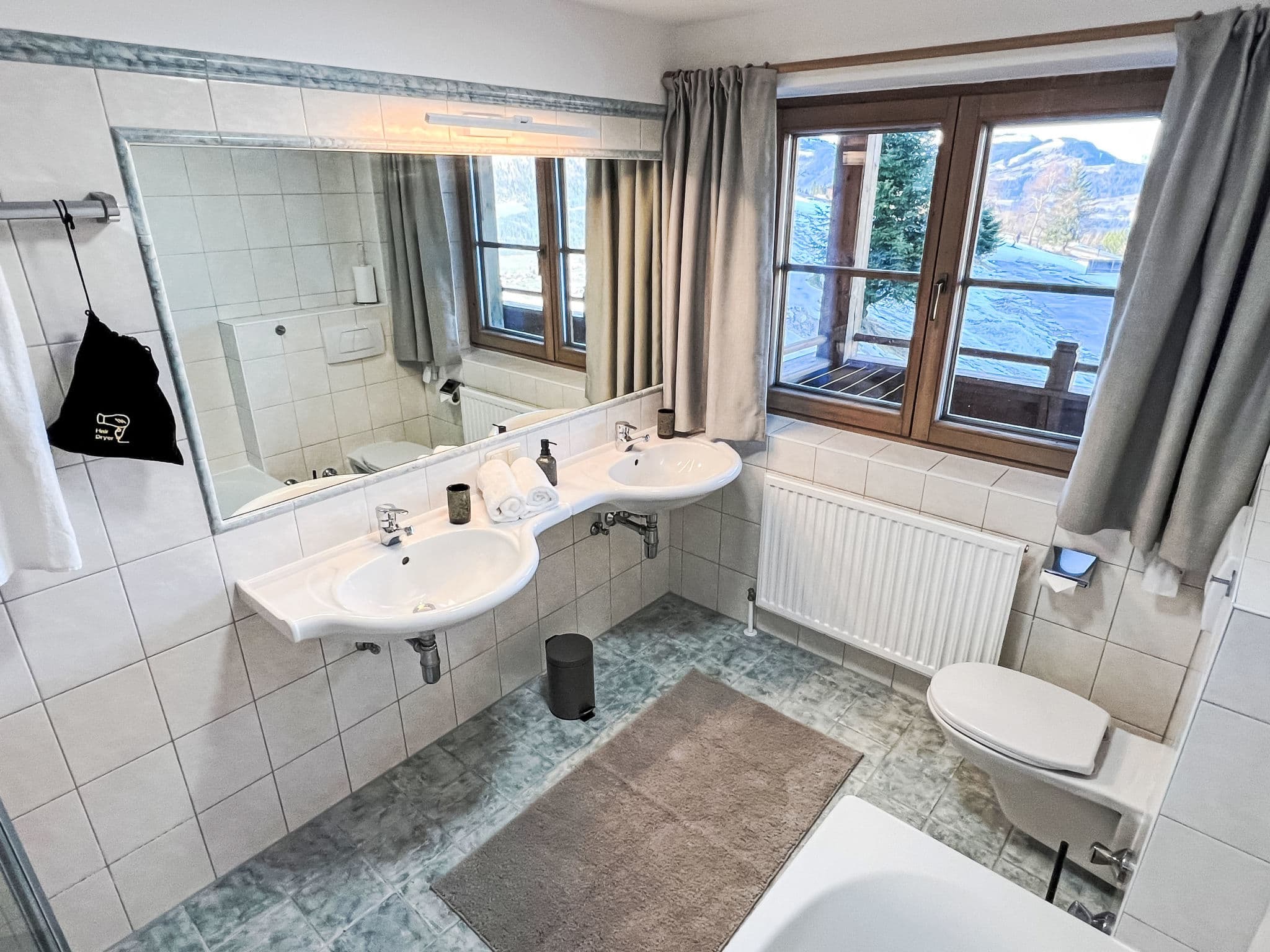 Bathroom / Wellness