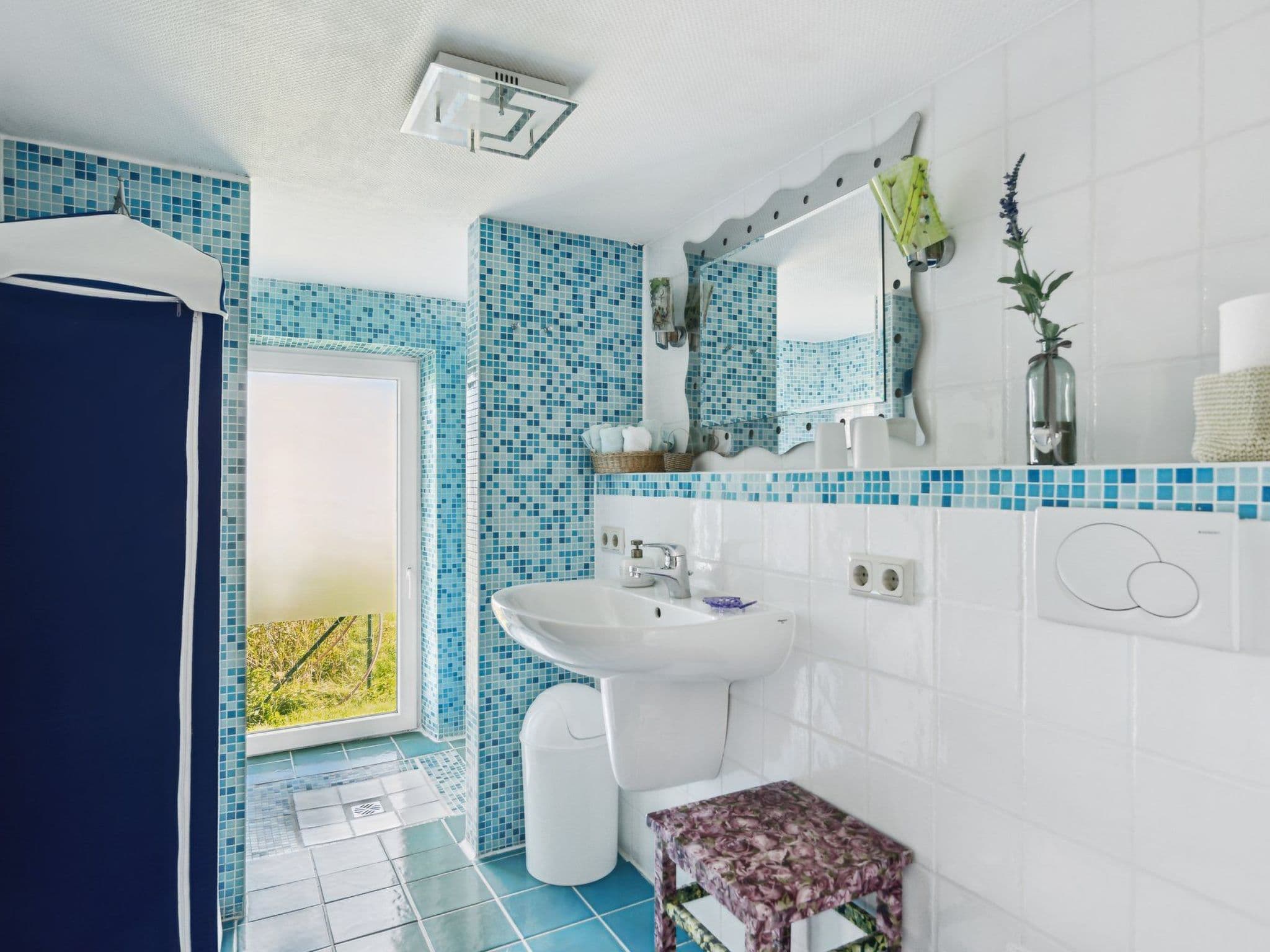 Gallery Image 13
