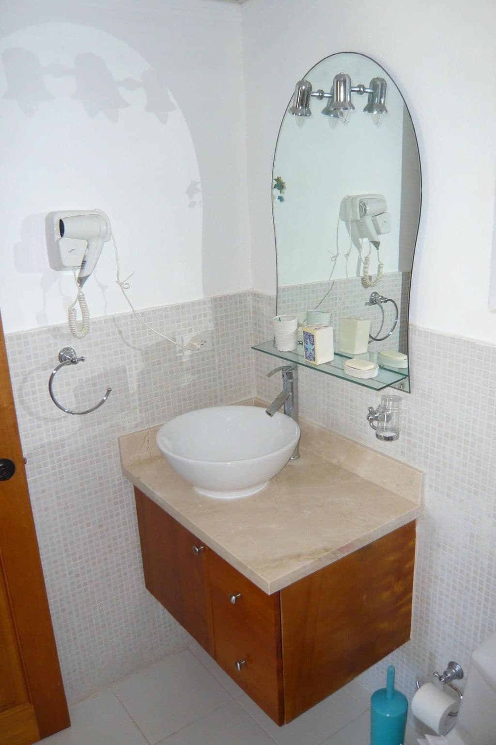 Gallery Image 14