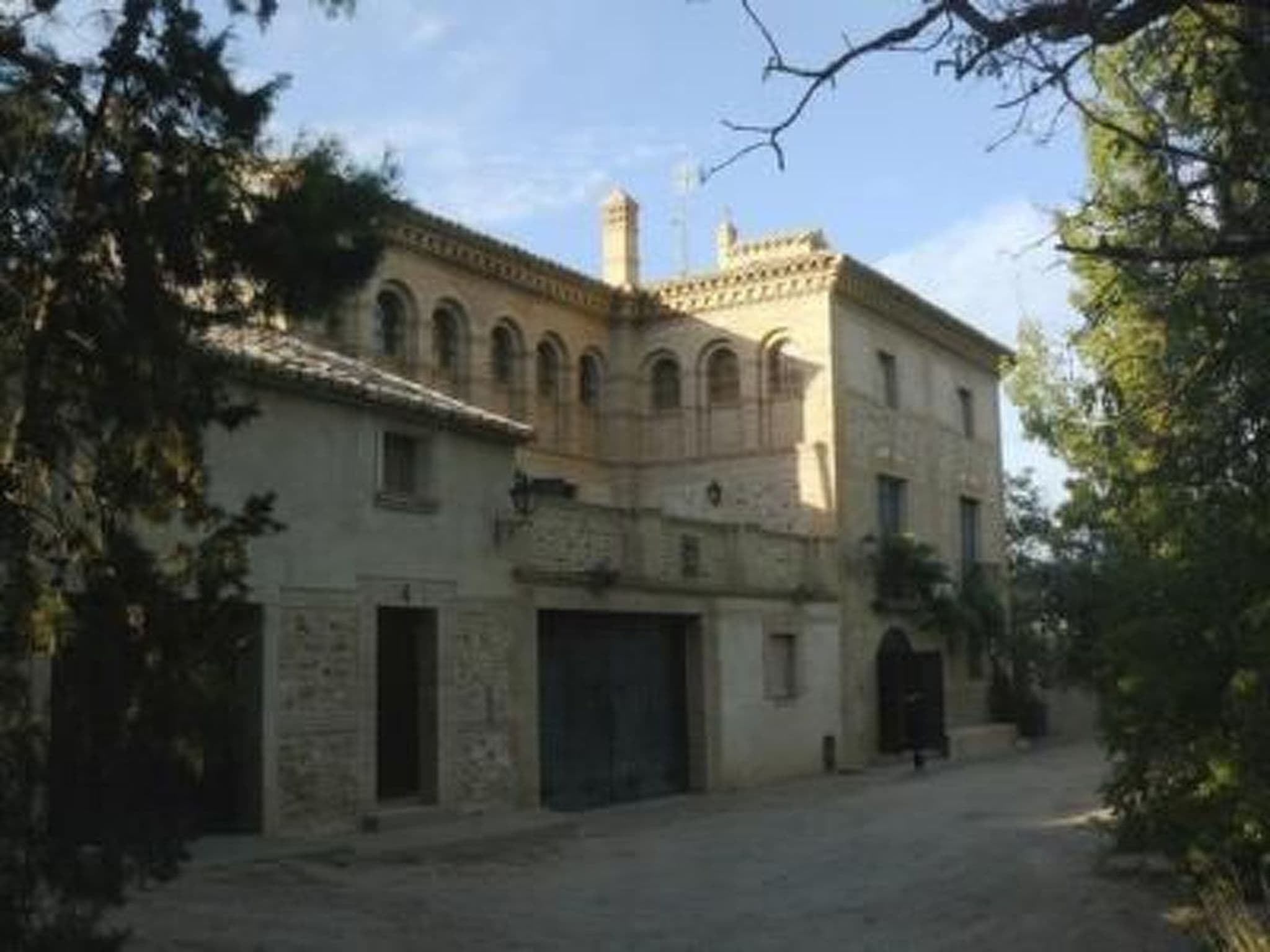 Gallery Image 1