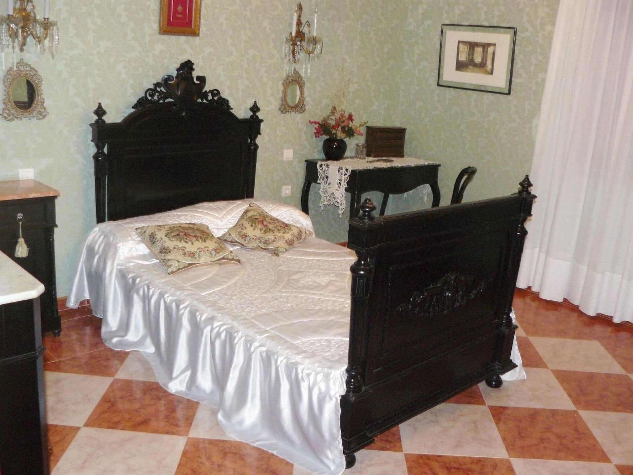 Gallery Image 17