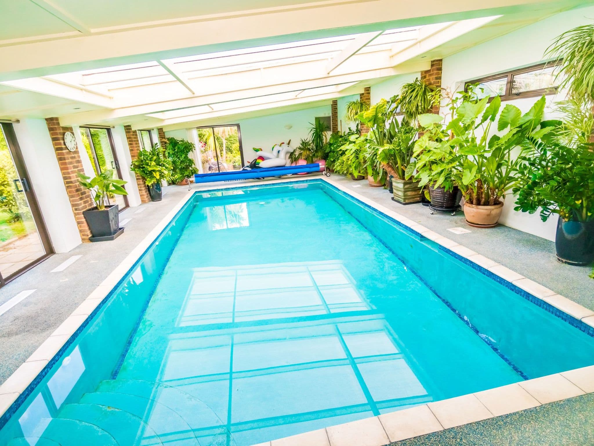 Pool Indoor