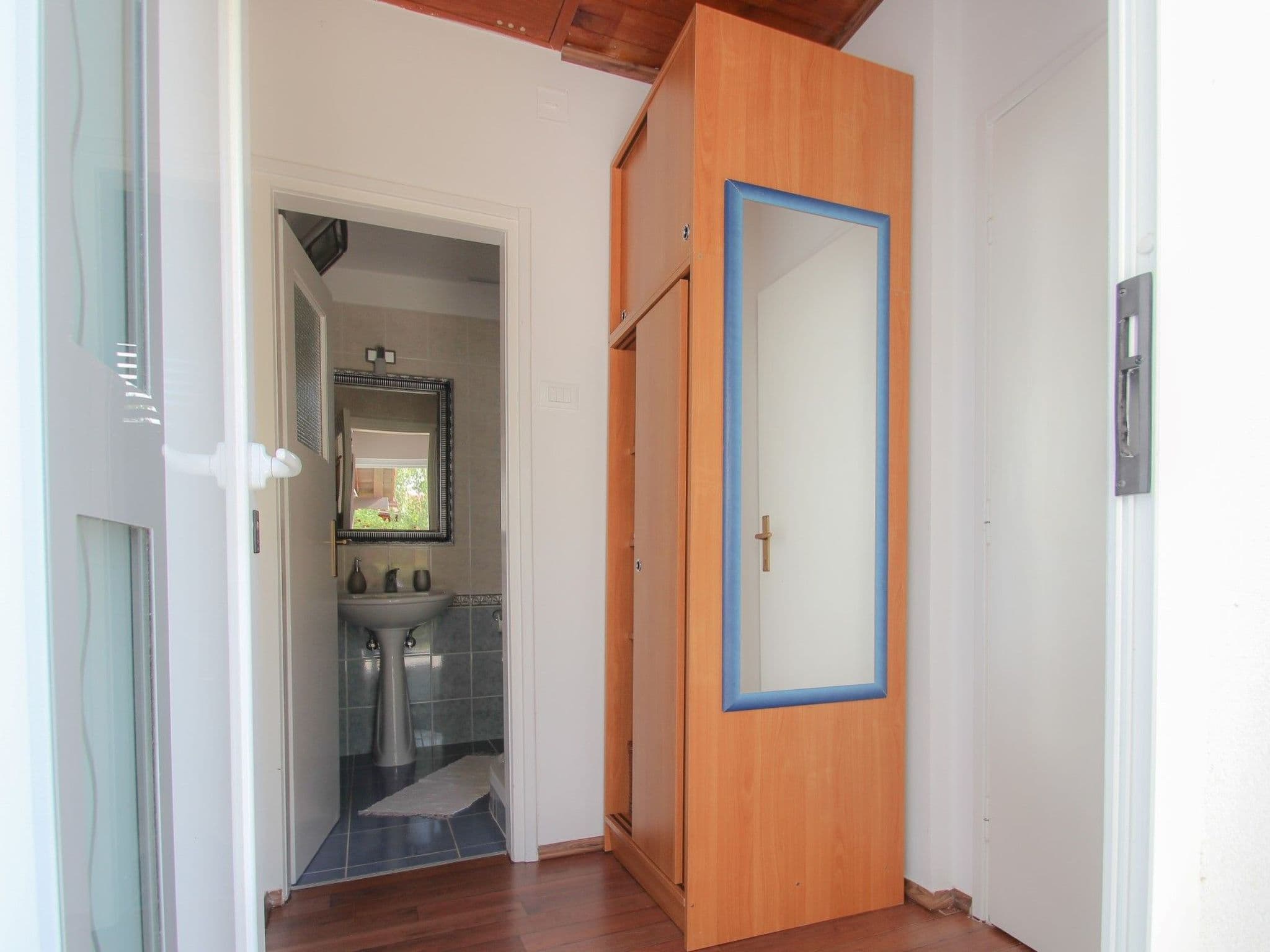Gallery Image 24
