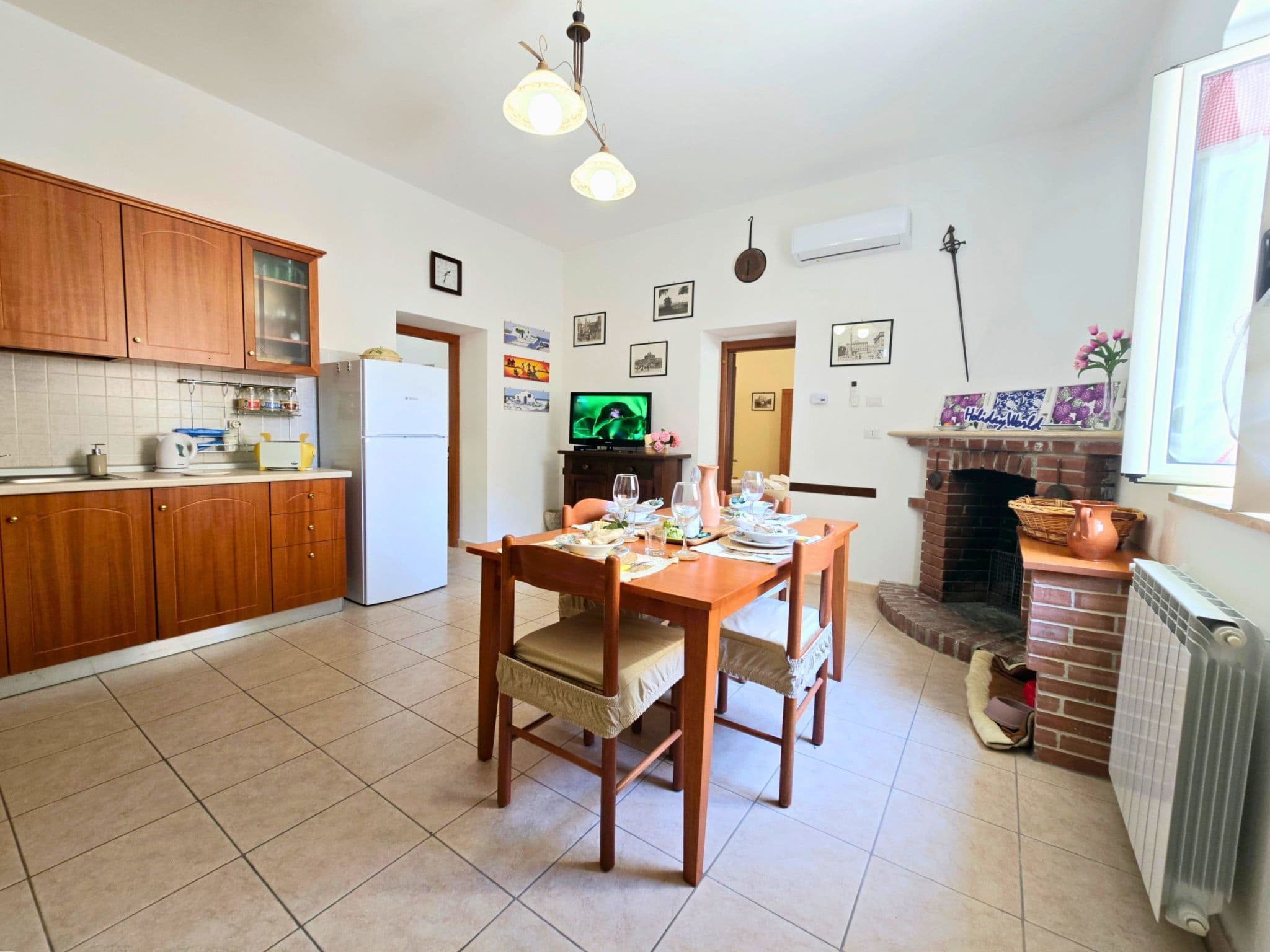Kitchen / Dining Room