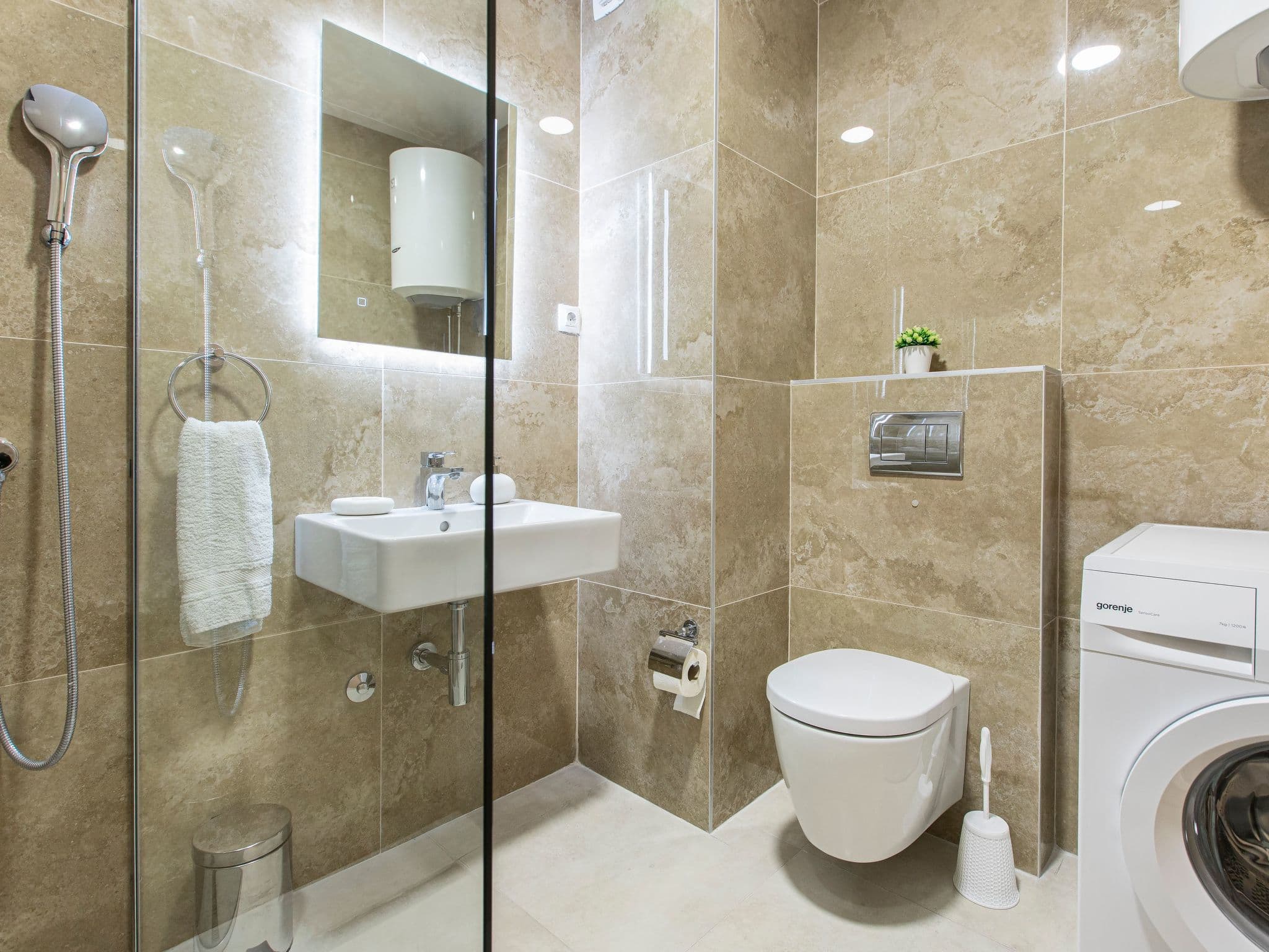 Bathroom / Wellness