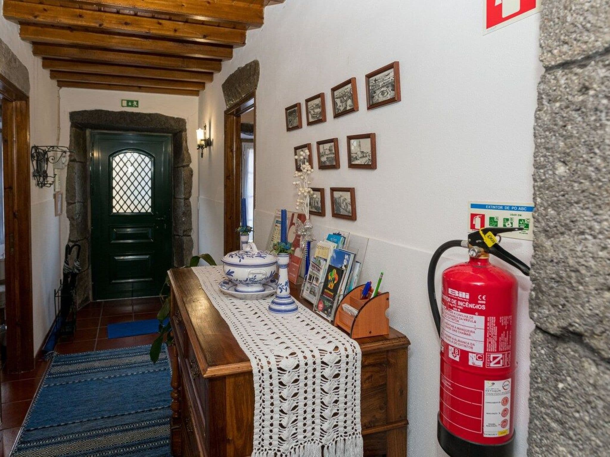 Gallery Image 13