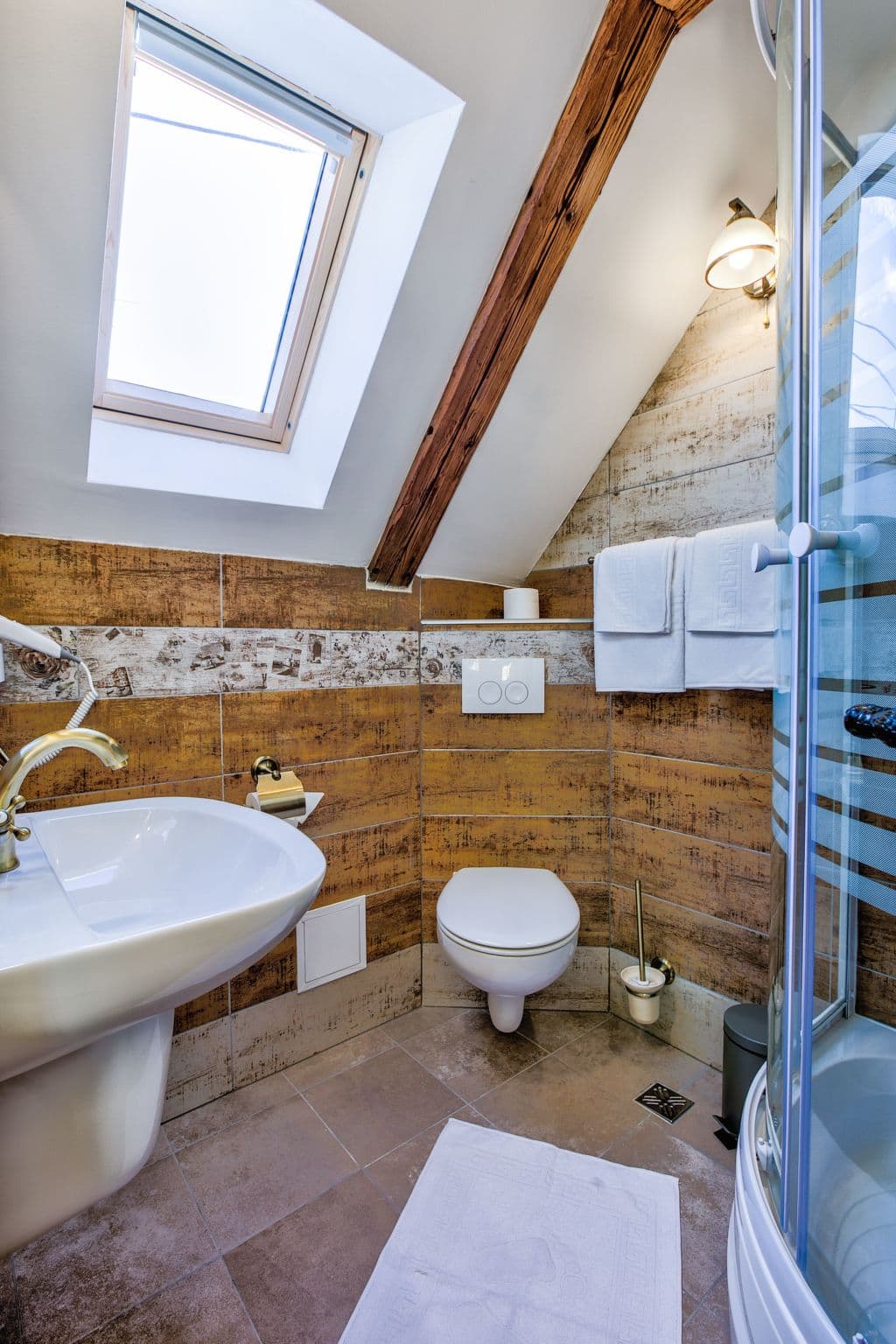 Bathroom / Wellness