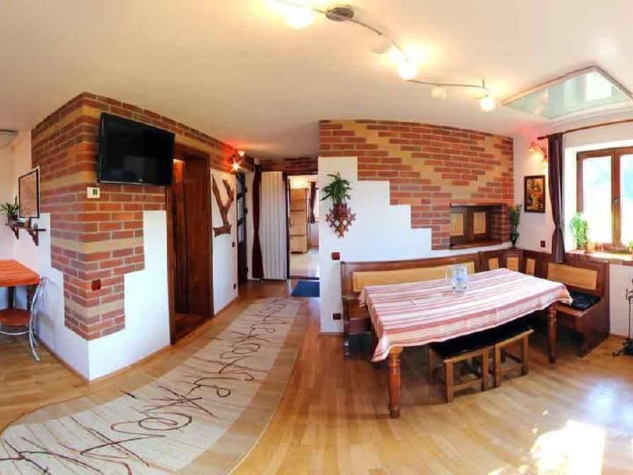 Gallery Image 12