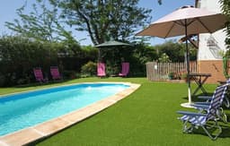 Finca "Cottage" mit gemeinschaftlichem Pool