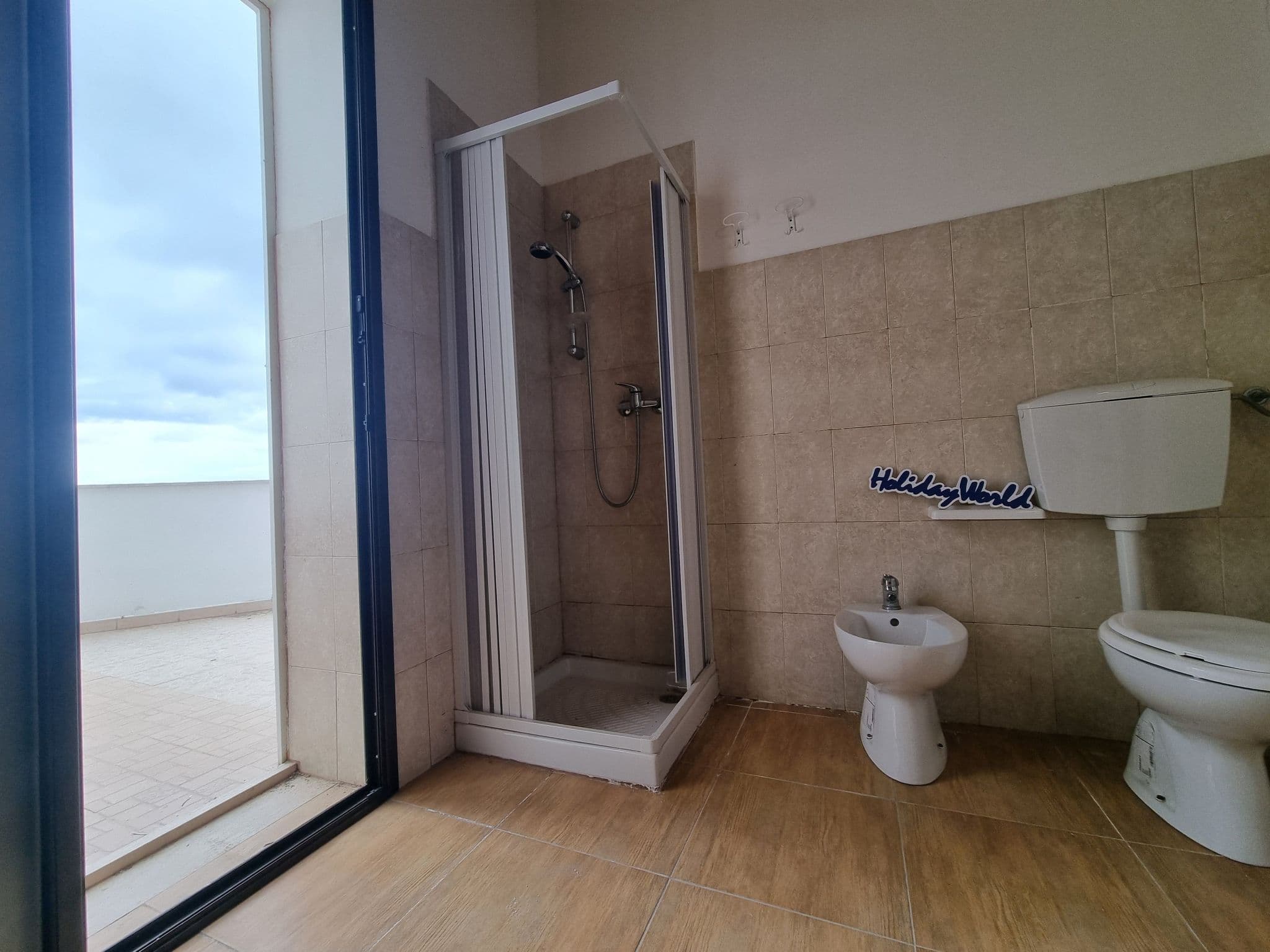 Gallery Image 16