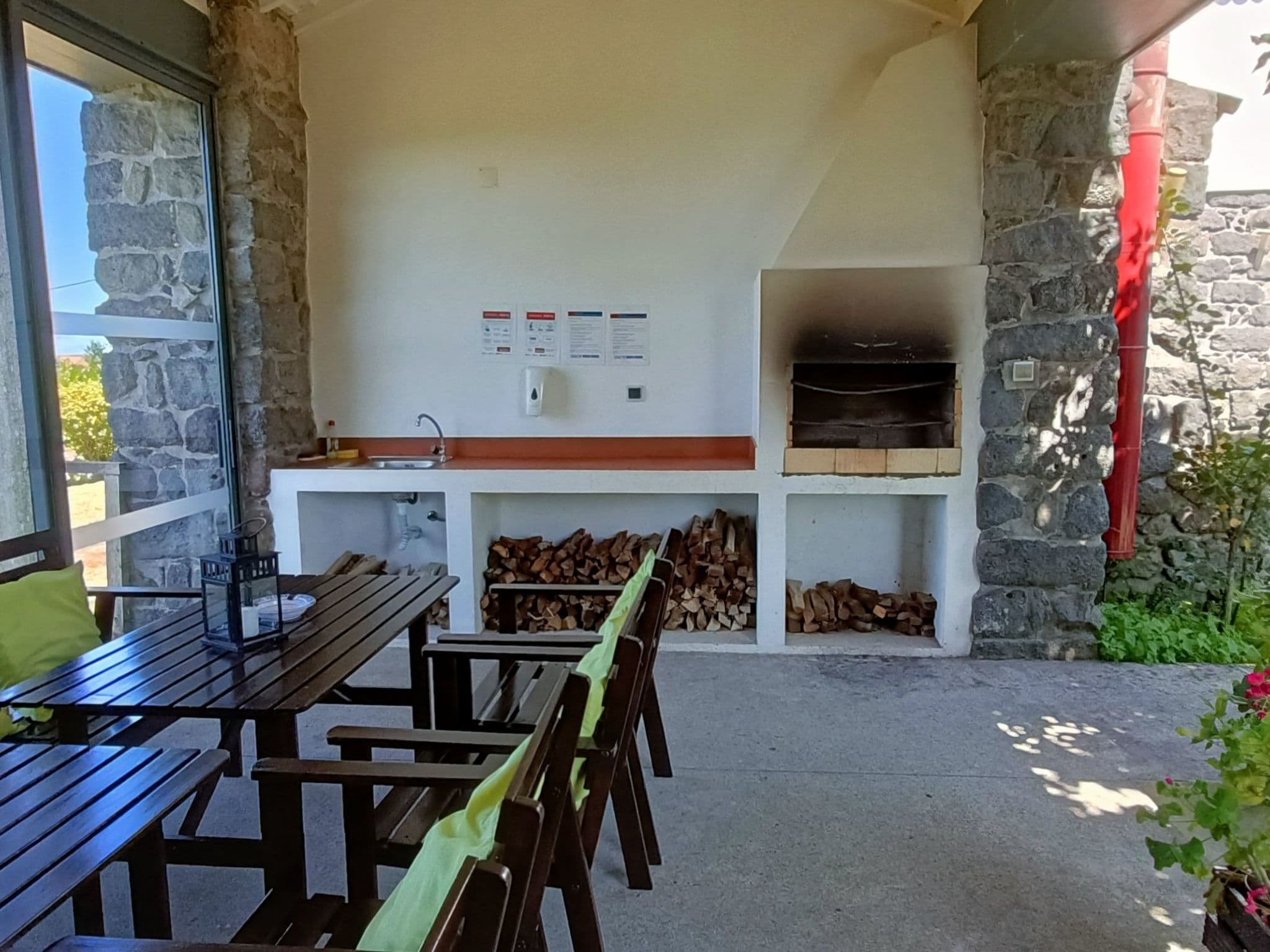 Gallery Image 13