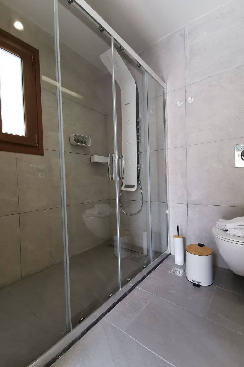 Gallery Image 14