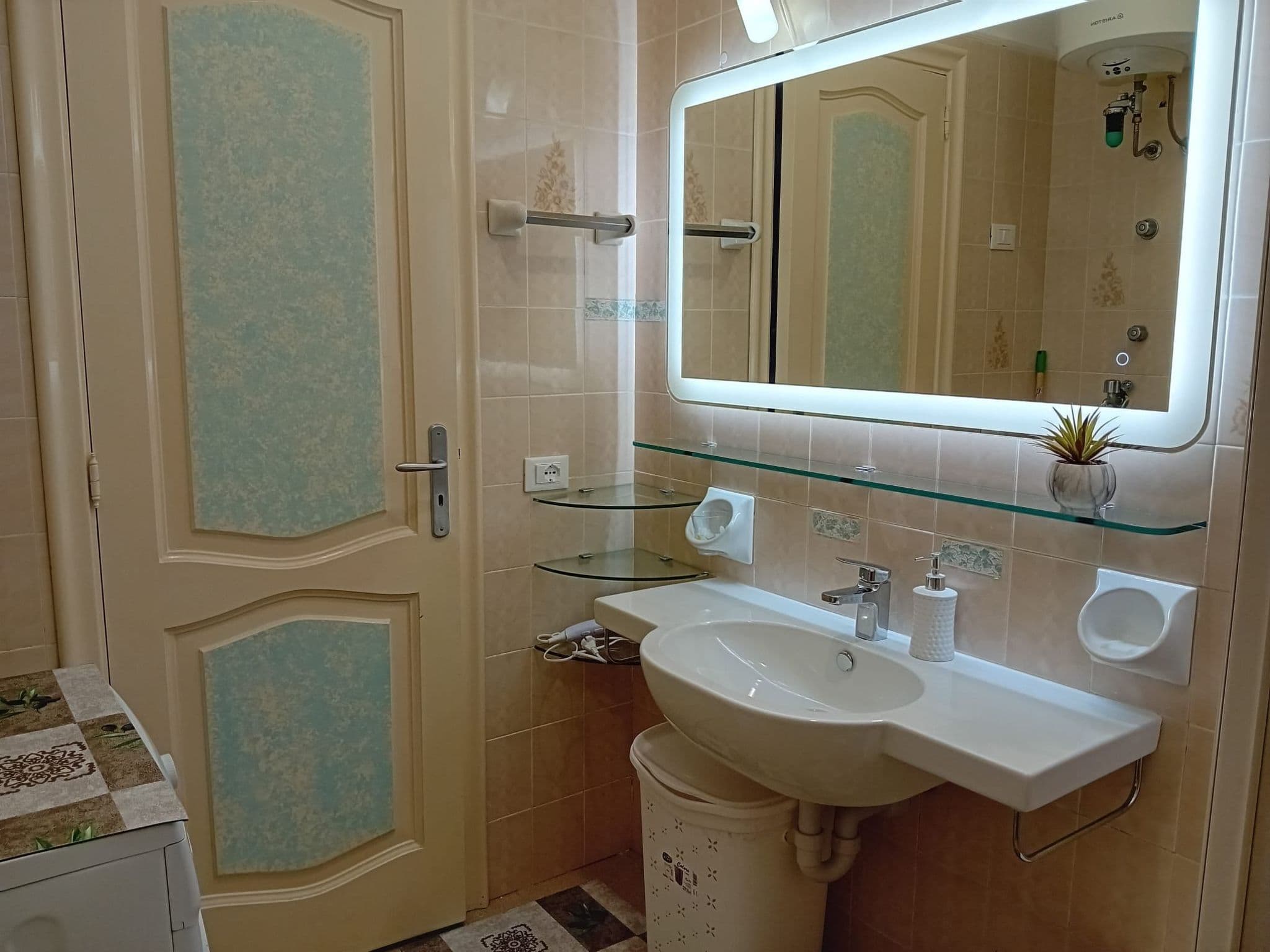 Gallery Image 8