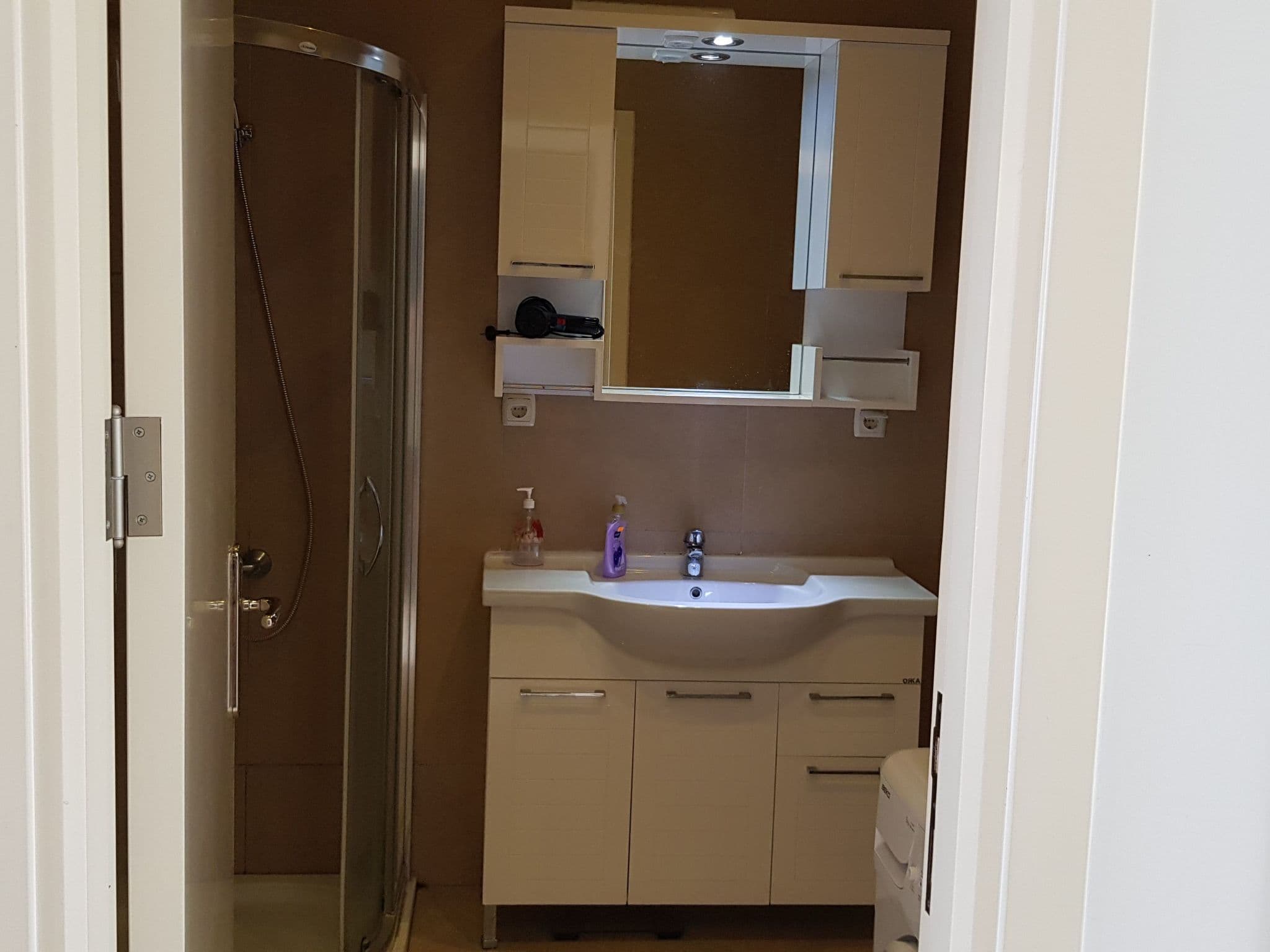 Gallery Image 13