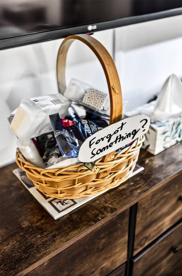please help yourself to the included forgot something basket includes most common items travelers often forget
