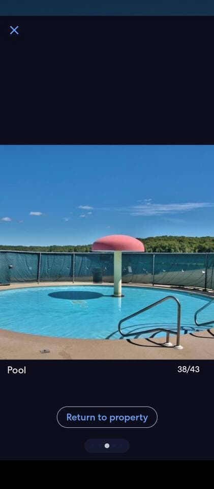 let your children enjoy the kiddie pool