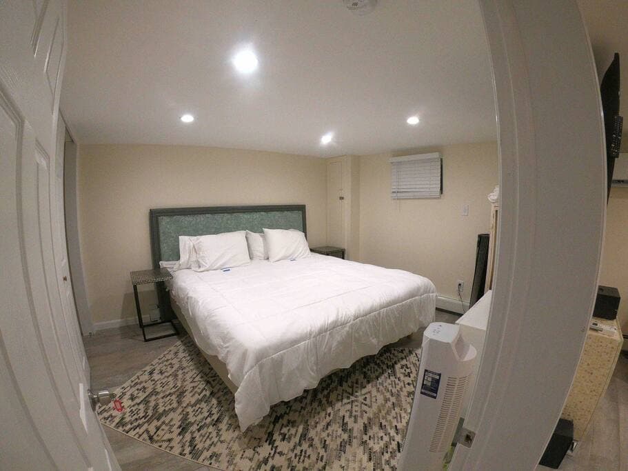 King Bedroom
