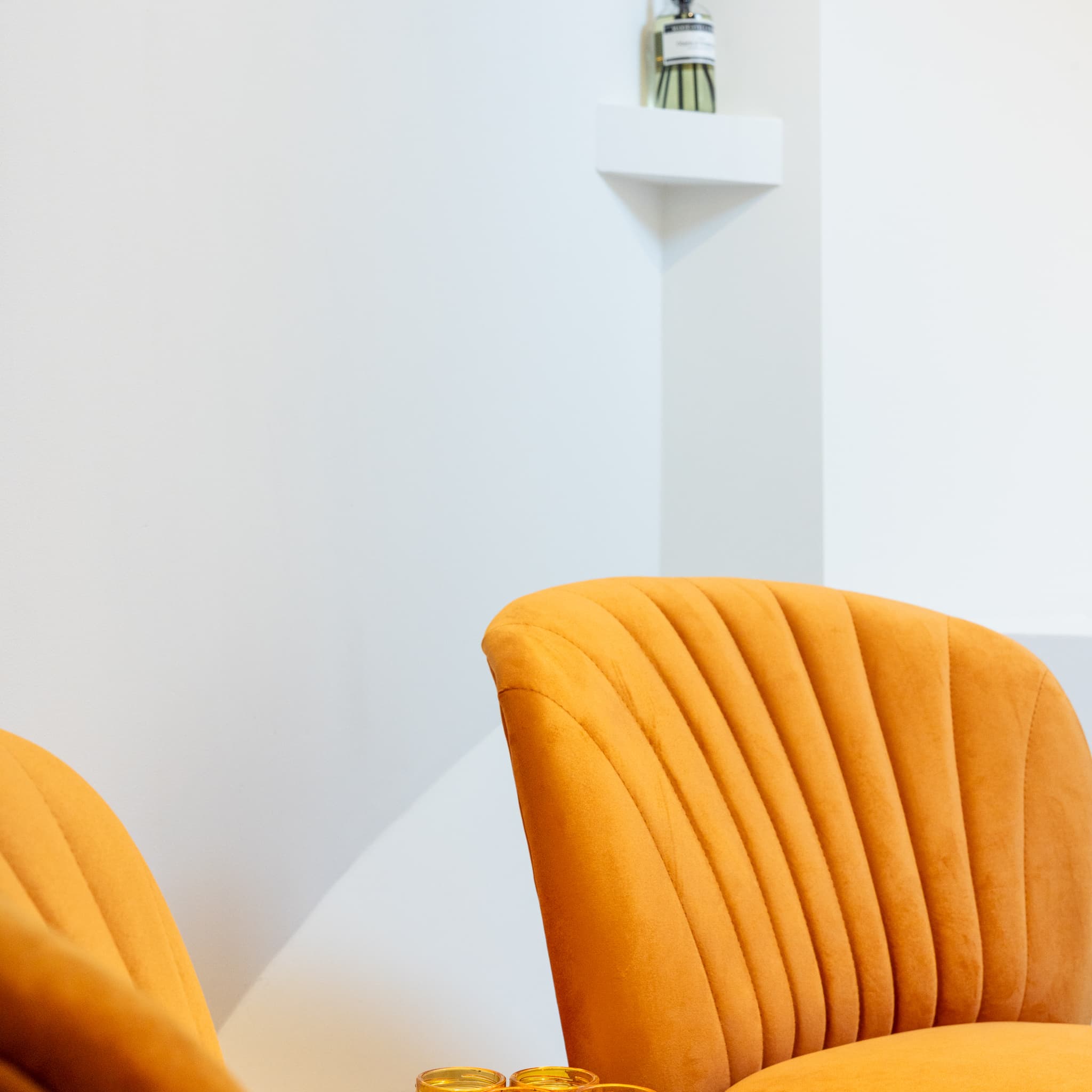 Cosy seats - Houseboat Amsterdam BB
