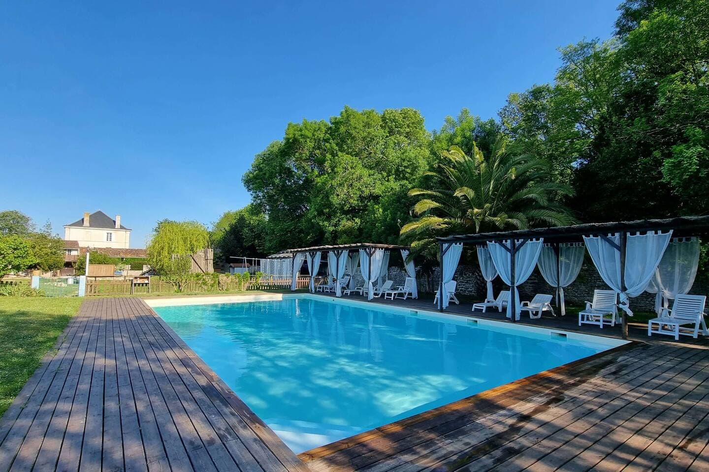 Shared heated swimming pool in the heart of the estate