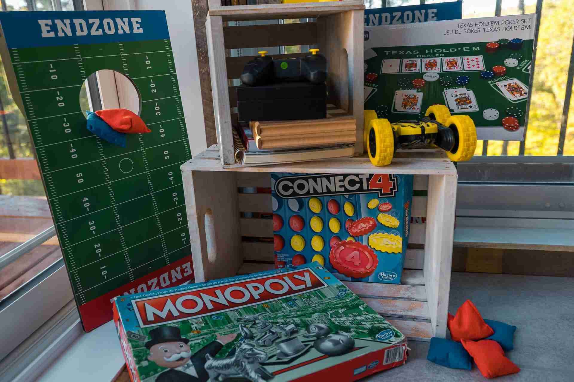 [Living room] Which board games to keep you entertained