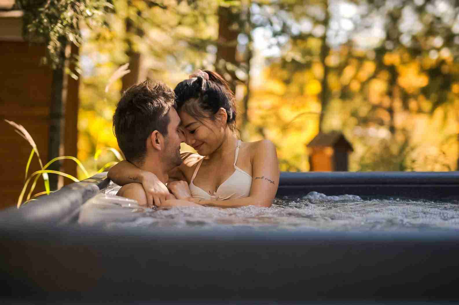 [Hot tub] Couple retreat