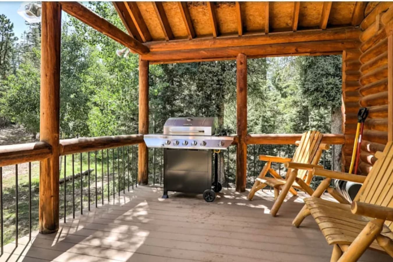 Family friendly! Dogs accepted