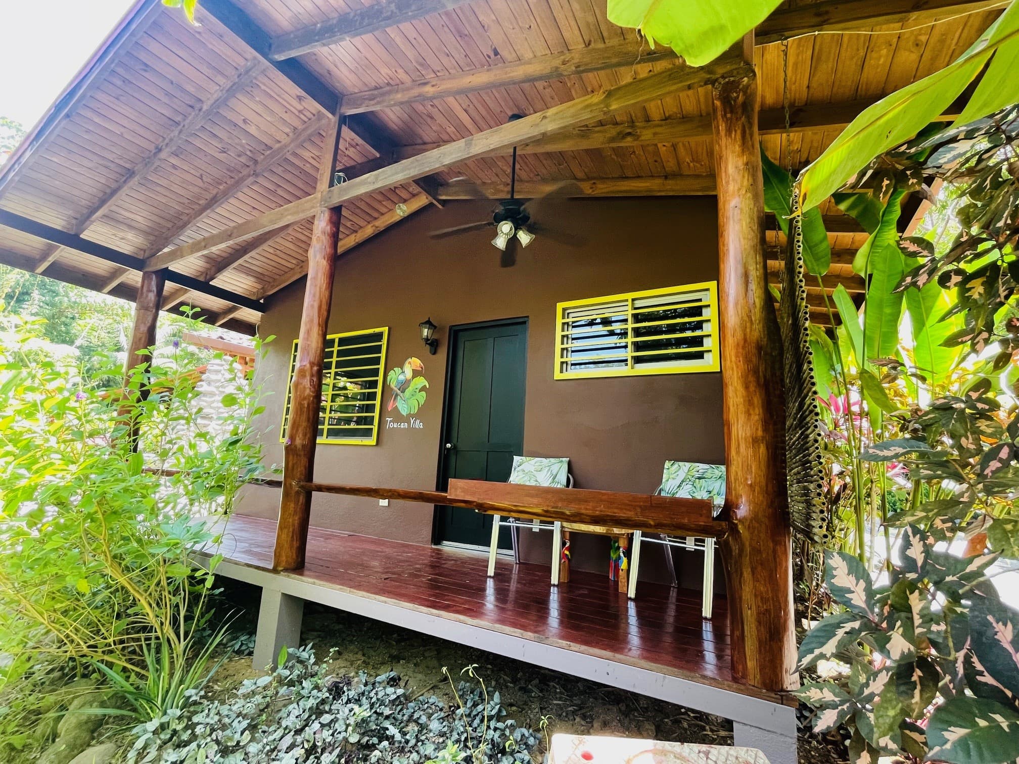 Uvita Hotels 5 vacation rental villas in a boutique hotel setting.  