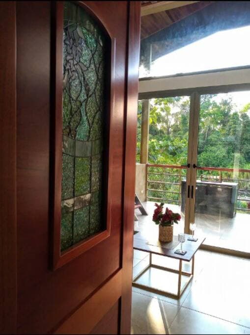 stained glass windows to add the perfect attention to detail