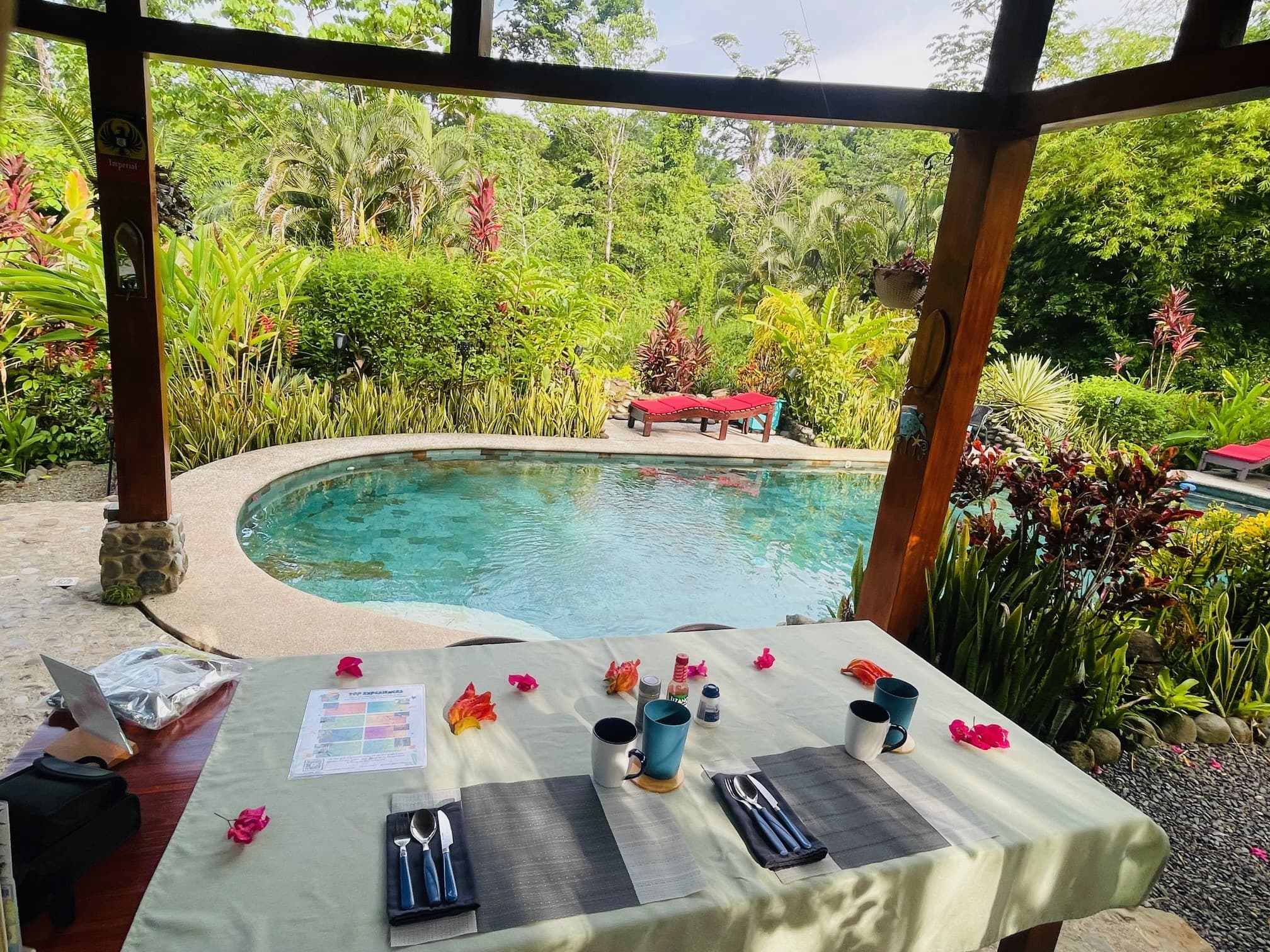 Uvita hotel Casitas Del Rio vacation rental villas with breakfast