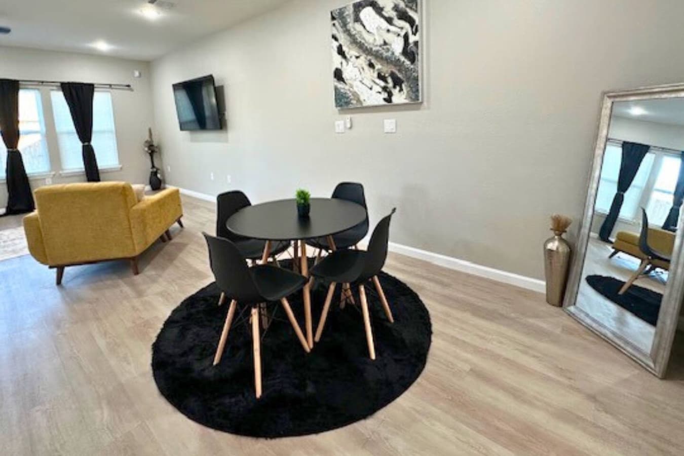 Gallery Image 13