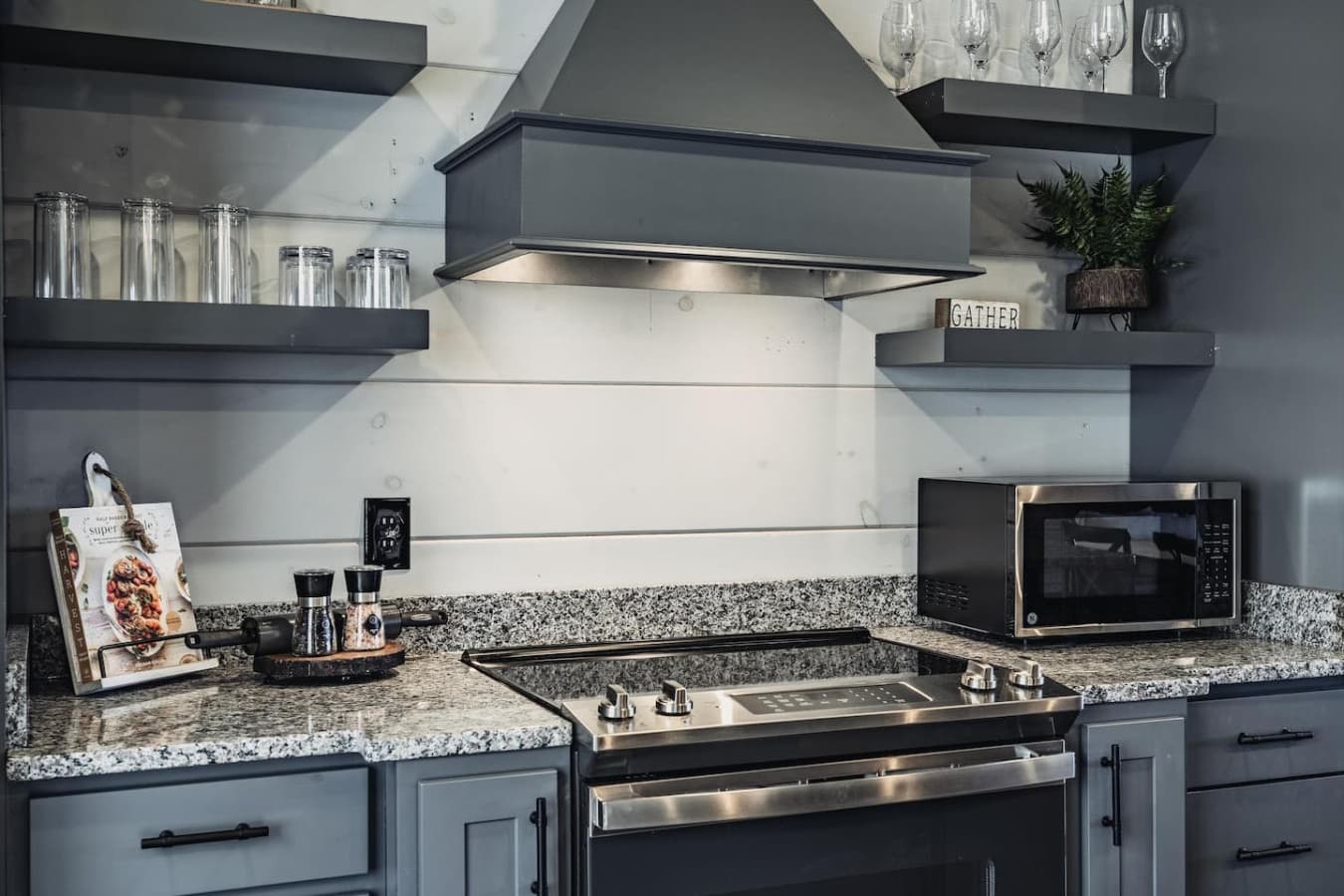 Wonderfully updated kitchen with all GE appliances